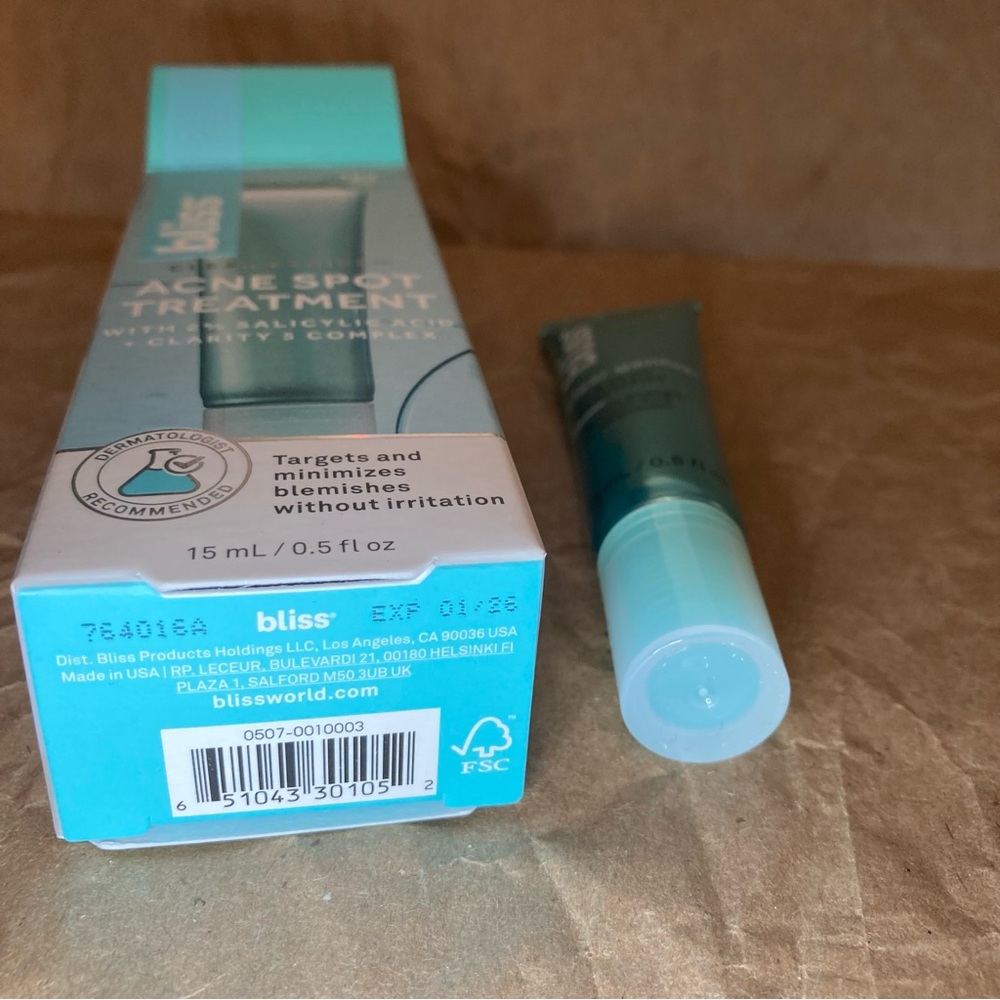 Bliss acne (exp 01/2026) - Picture 2 of 3